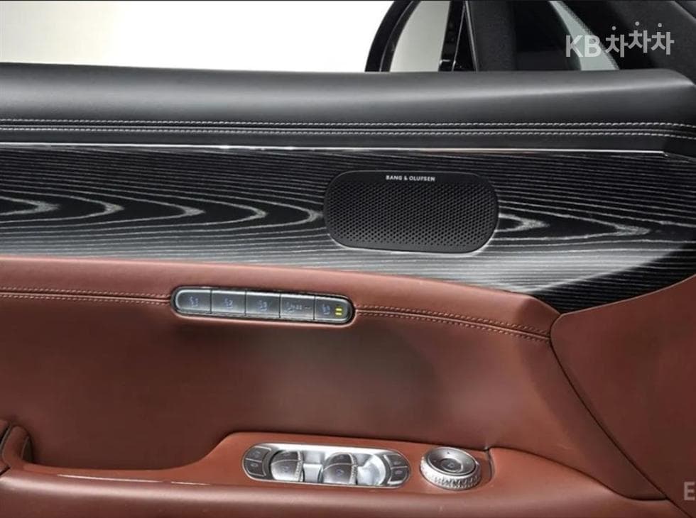 Genesis G90(RS4)3.5T AWD Standard - 18