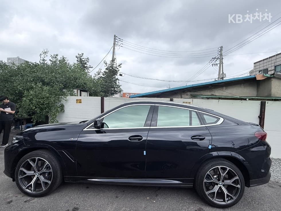 BMW X6(G06)xDrive 30d M Sport - 3