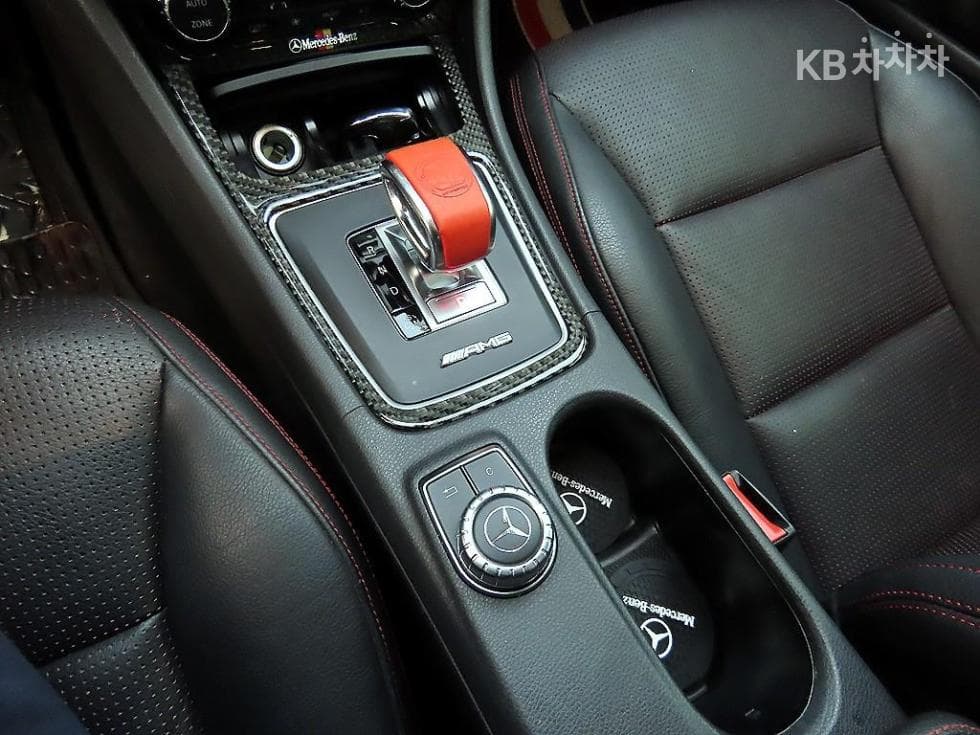 Mercedes-Benz GLA X156GLA45 AMG 4매틱 - 10