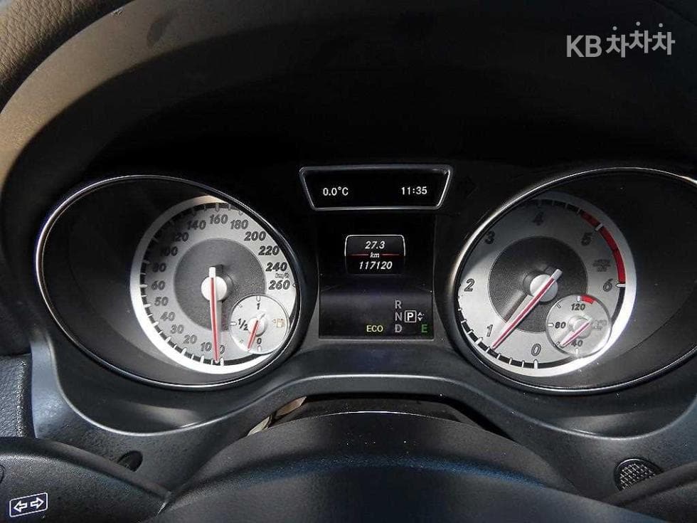 Mercedes-Benz GLA X156GLA200 CDi - 8