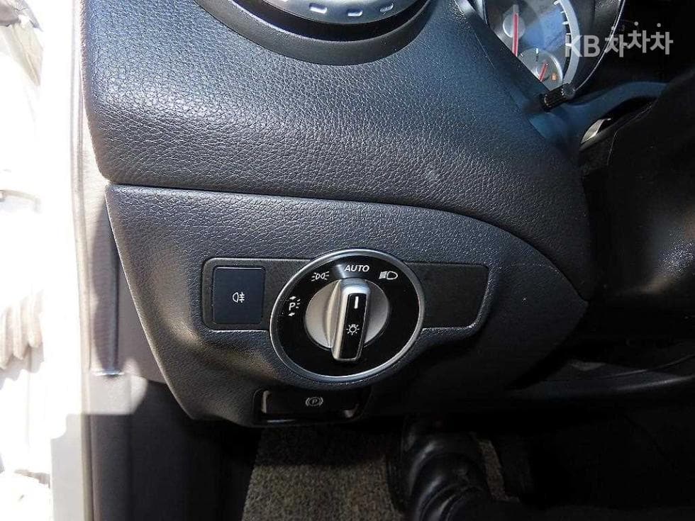 Mercedes-Benz GLA X156GLA200 CDi - 12