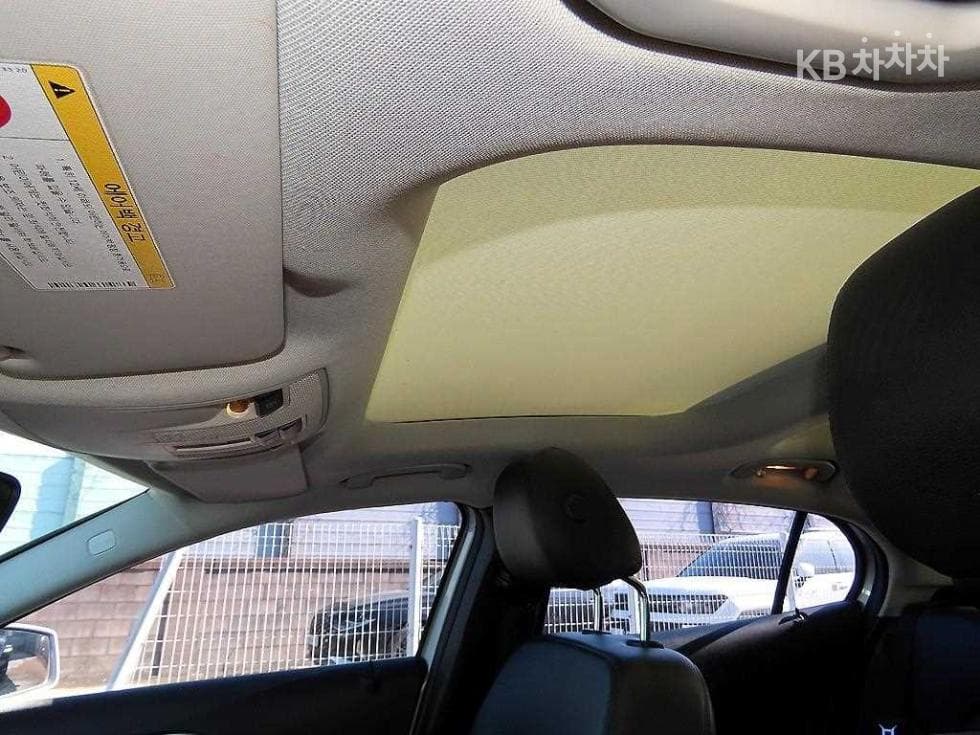 Mercedes-Benz GLA X156GLA200 CDi - 16