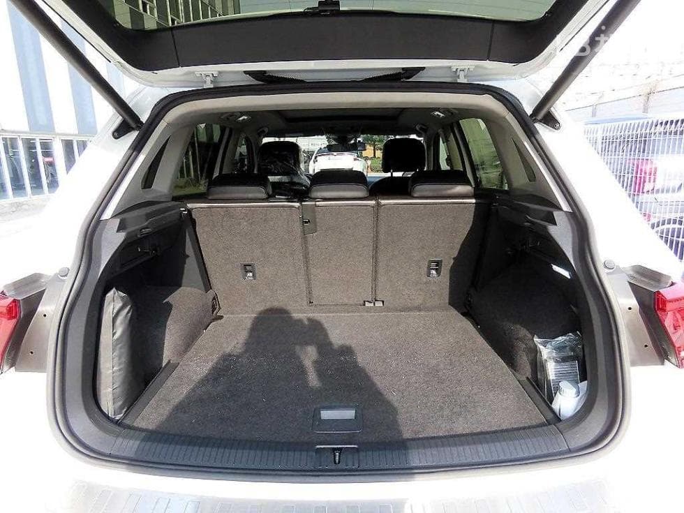 Volkswagen The New (фейслифт) Tiguan2.0 Турбо Дизел Инжекция 4Motion Prestige - 17