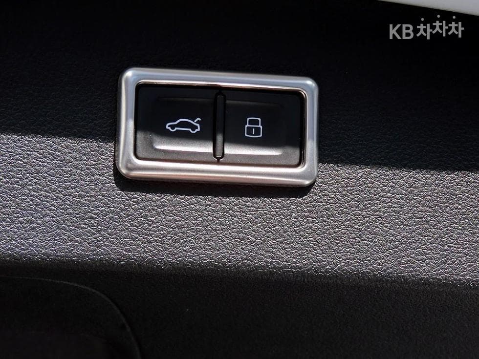 Audi A755 Turbo Diesel Injection 콰트로 스포트 4G - 16