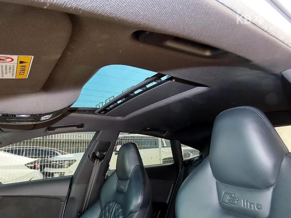 Audi A755 Turbo Diesel Injection 콰트로 스포트 4G - 17