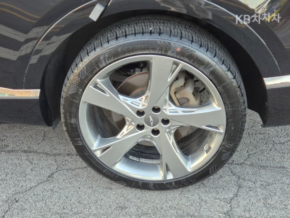 Genesis GV803.0 Diesel AWD - 9