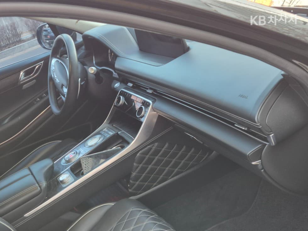 Genesis GV803.0 Diesel AWD - 19