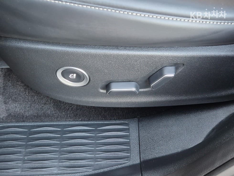 Genesis GV803.0 Diesel AWD - 24