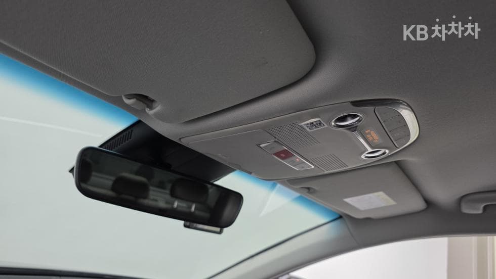 Hyundai The New (facelift) Grandeur (Azera)3.3 Exclusive - 23