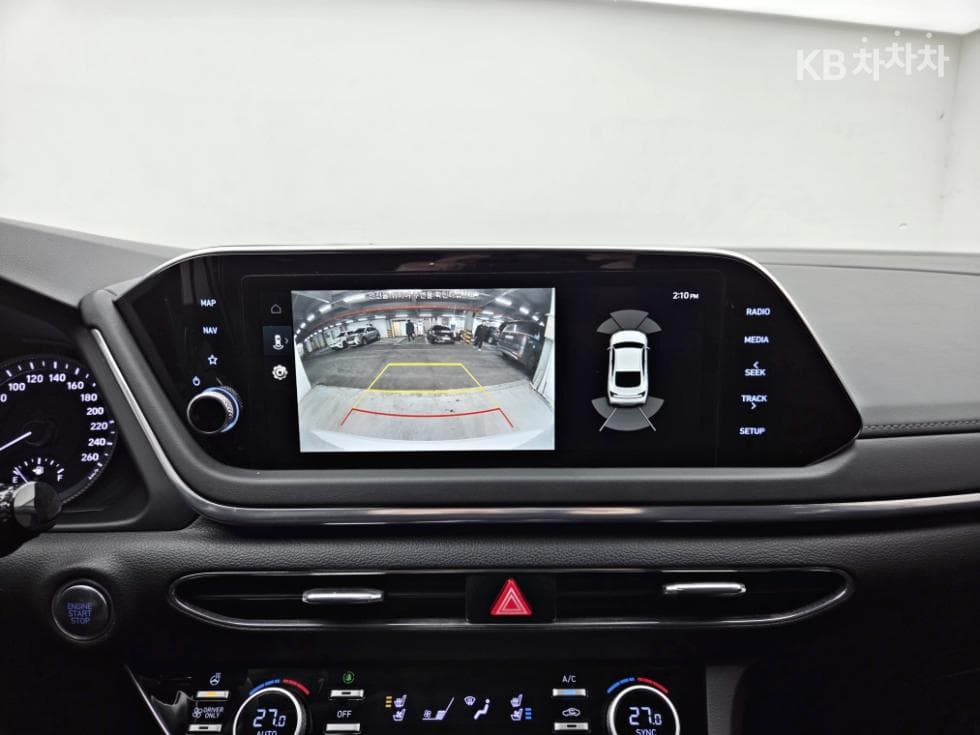 Хюндай Соната Хибрид (DN8)2.0 Хибрид Premium Plus - 13