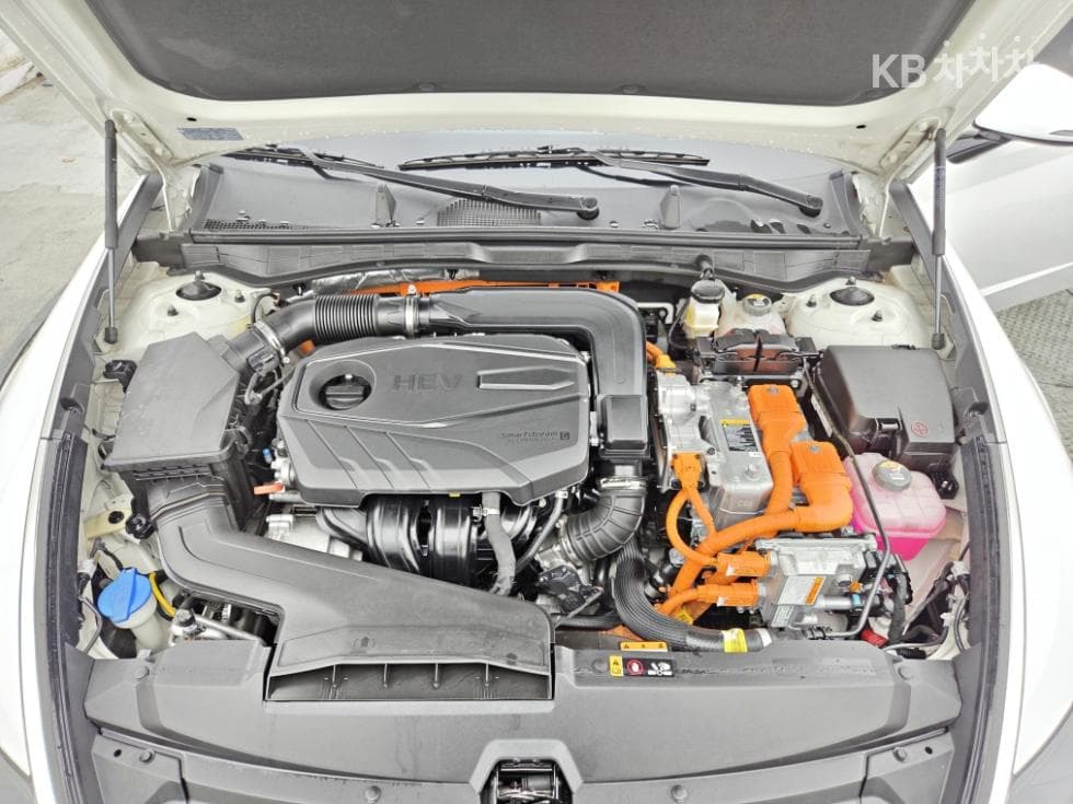 Хюндай Соната Хибрид (DN8)2.0 Хибрид Premium Plus - 20