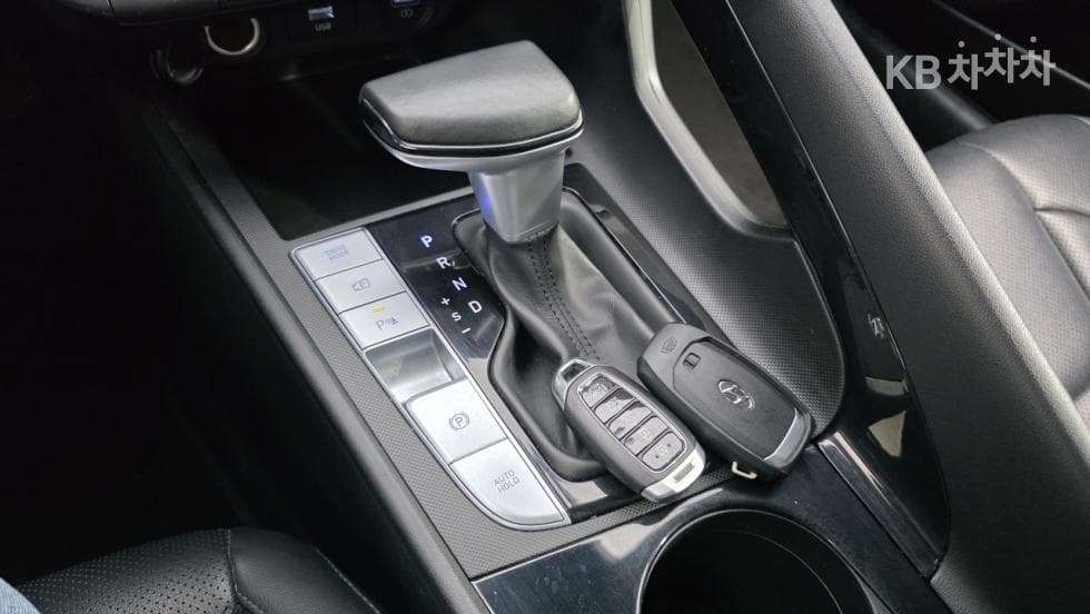 Hyundai All New Avante (Elantra)(CN7)1.6 Gasoline Modern - 13