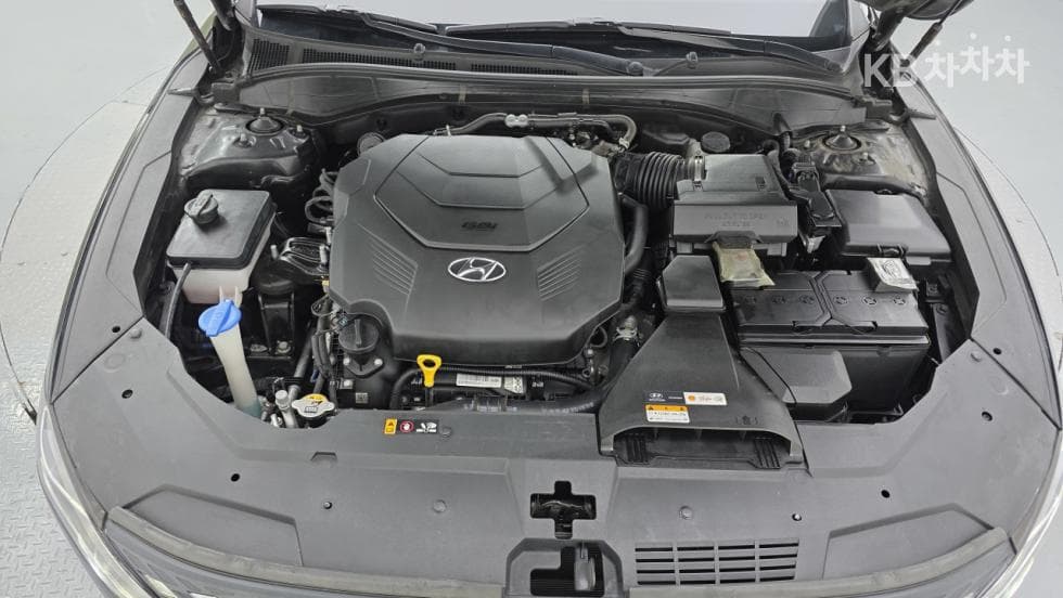 Hyundai The New (facelift) Grandeur (Azera)3.3 Premium - 18