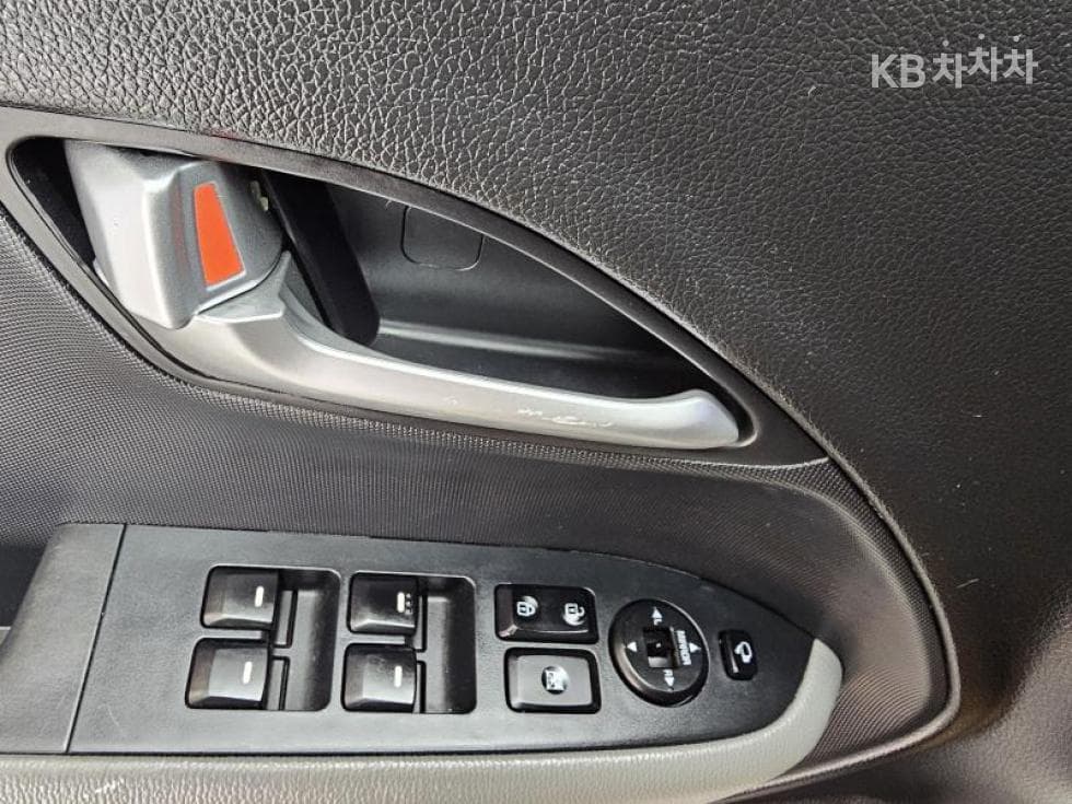 Киа The New (фейслифт) Киа Рей (ван)1.0 Бензин Престиж - 16