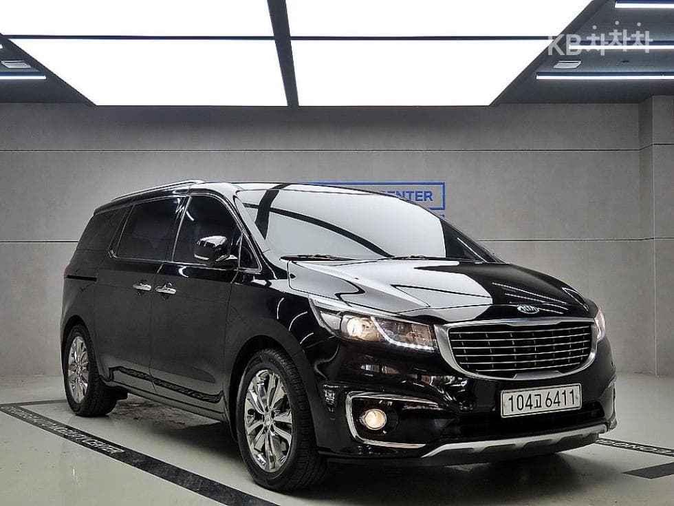 Киа All New Канивал 9-местен 2.2 Дизел Престиж - Image 1