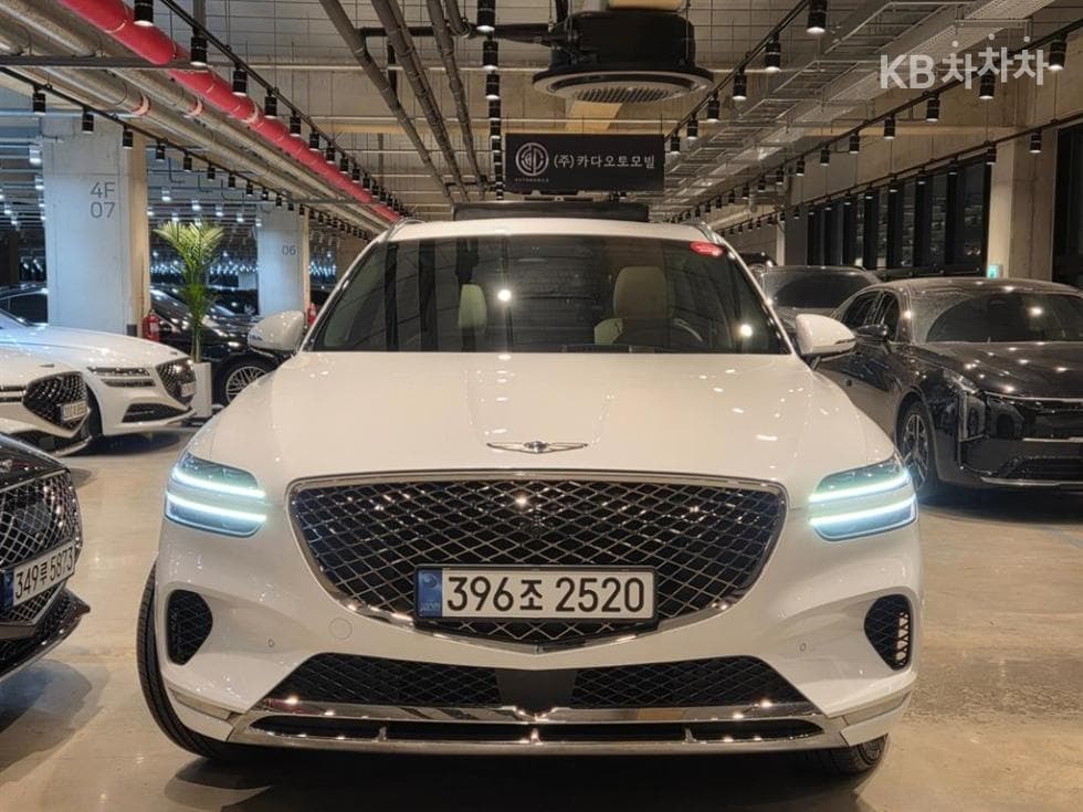 Genesis GV70Gasoline 2.5T AWD - 2