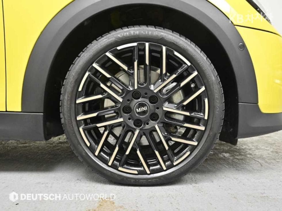 Mini Cooper 4th generationS 2.0 5-door Favoured - 5