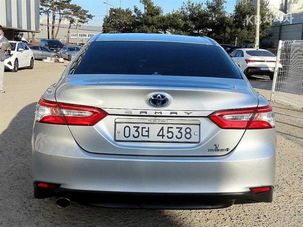 Toyota Camry XV702.5L hybrid LE - 4