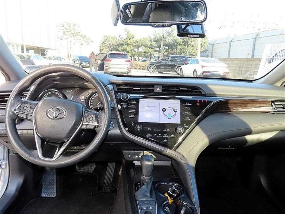 Toyota Camry XV702.5L hybrid LE - 7