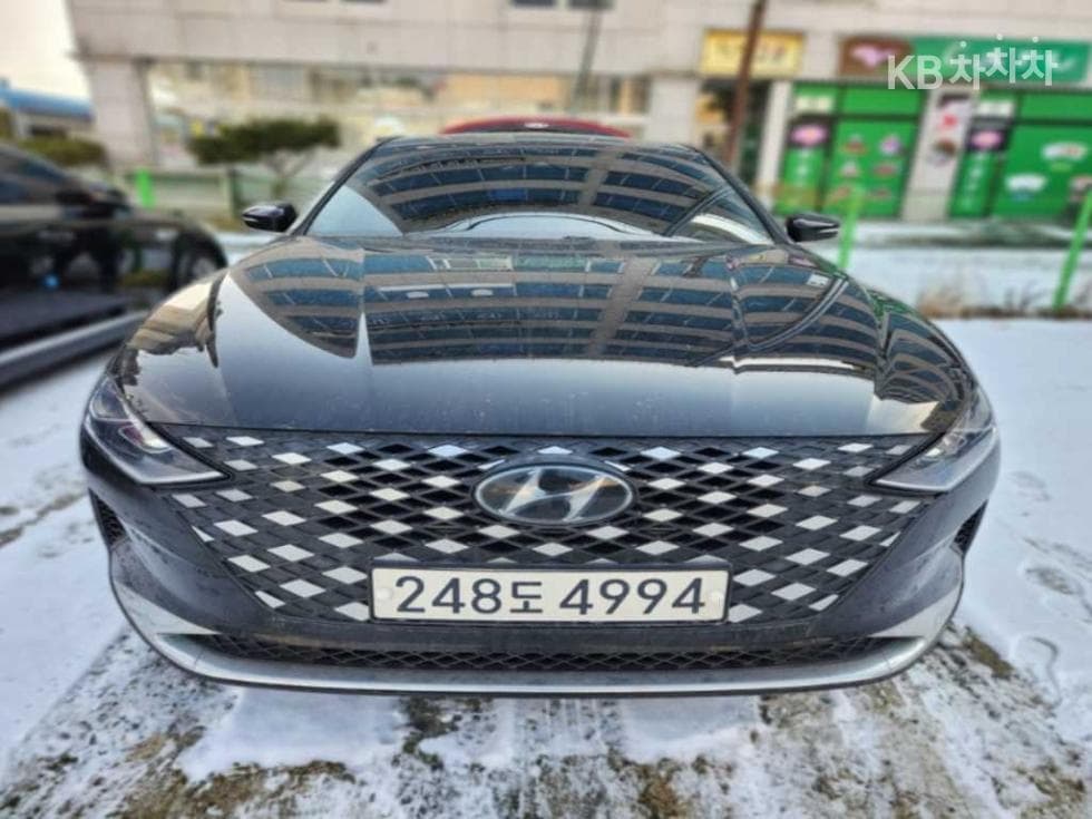 Hyundai The New (facelift) Grandeur (Azera) Hybrid 2.4 Premium 초이스 - Image 1
