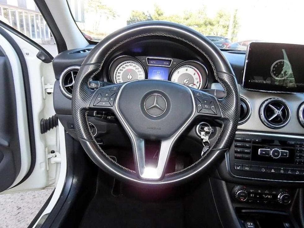 Mercedes-Benz GLA X156GLA200 CDi 4매틱 - 8