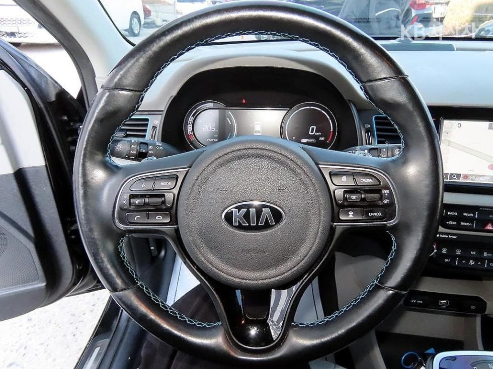 Kia Niro EVNoblesse - 8