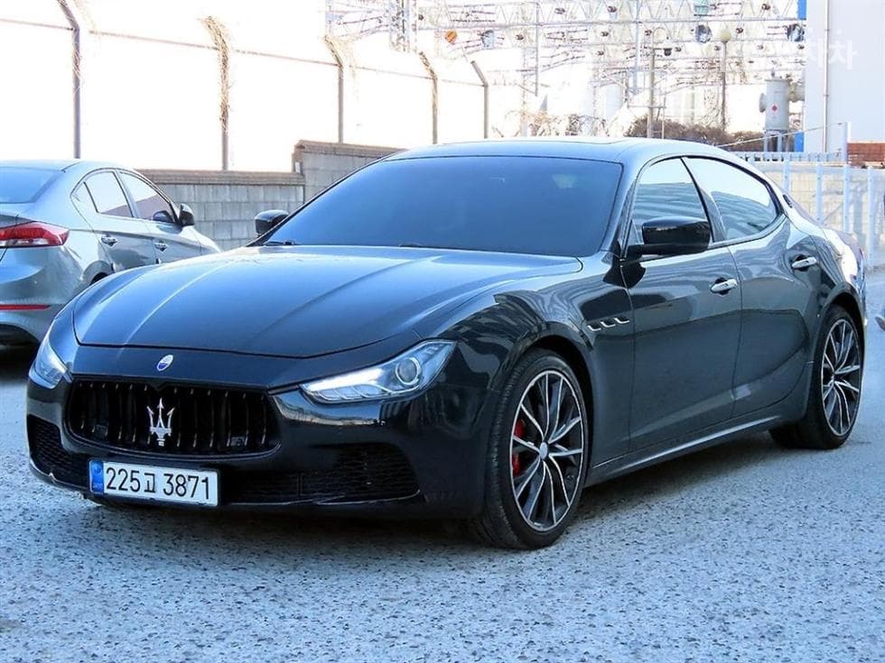 마세라티 기블리 3.0 V6 3rd Gen(14~) - Image 1