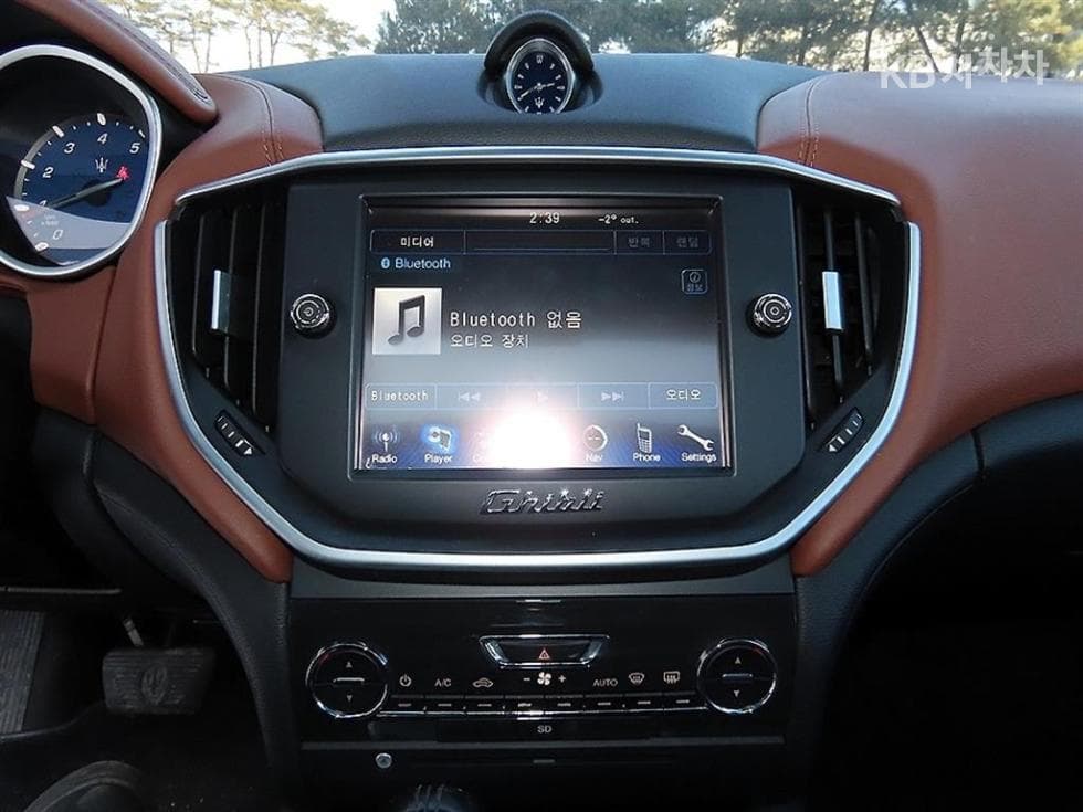 마세라티 기블리3.0 V6 3rd Gen - 12