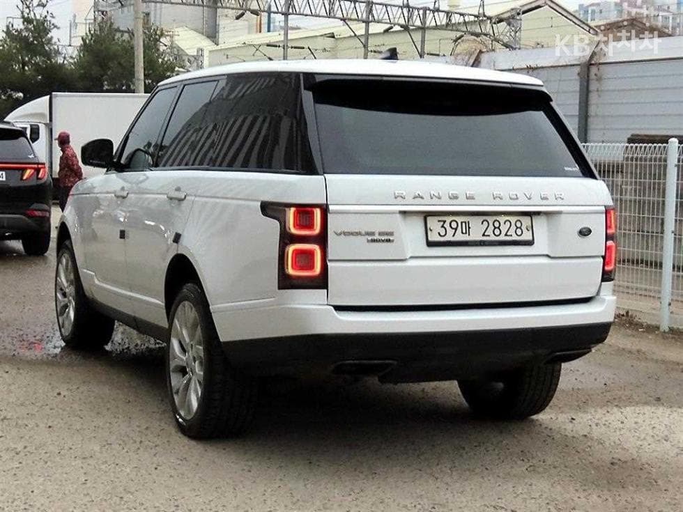 Land Rover New Range Rover4.4 SDV8 보그 SE 405 - 3