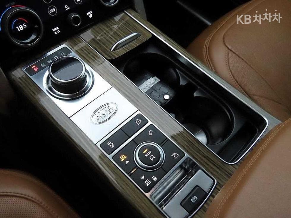 Land Rover New Range Rover4.4 SDV8 보그 SE 405 - 11