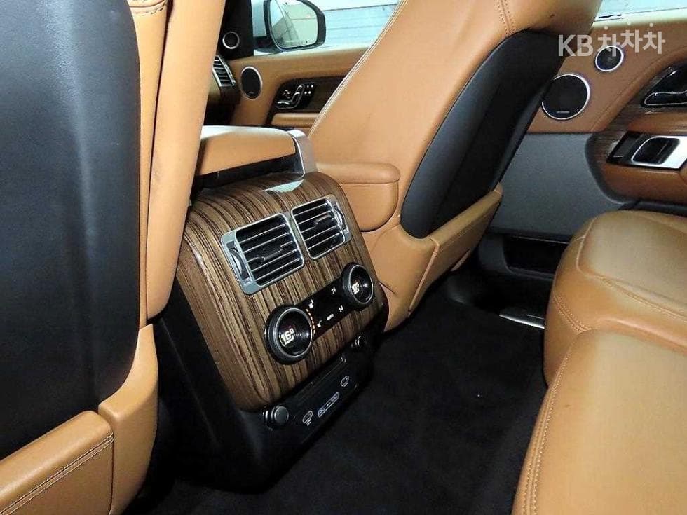 Land Rover New Range Rover4.4 SDV8 보그 SE 405 - 14