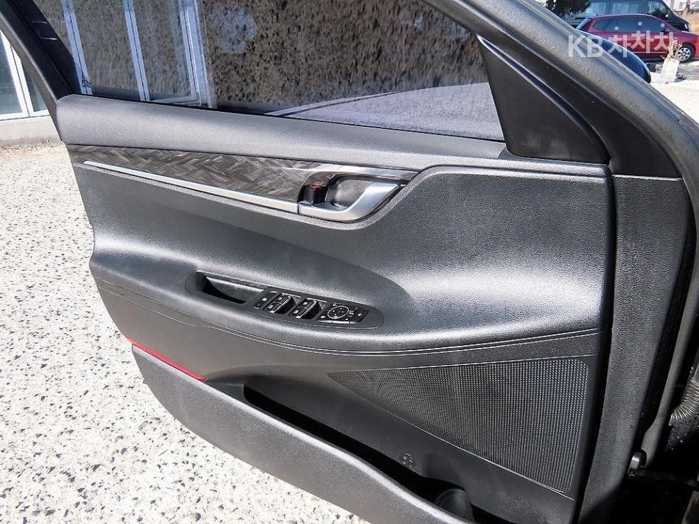 Хюндай Grandeur (Azera)IG2.4 Modern Стандартен - 11