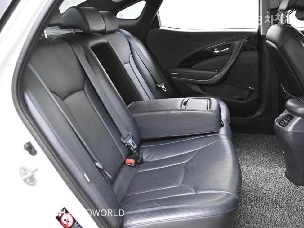 Hyundai Grandeur (Azera)HGHG240 Modern - 12