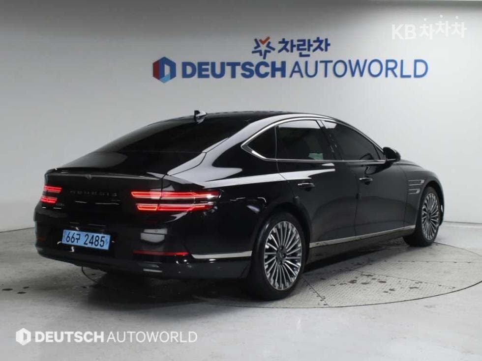 Genesis ELECTRIFIED G80EV Standard - 2