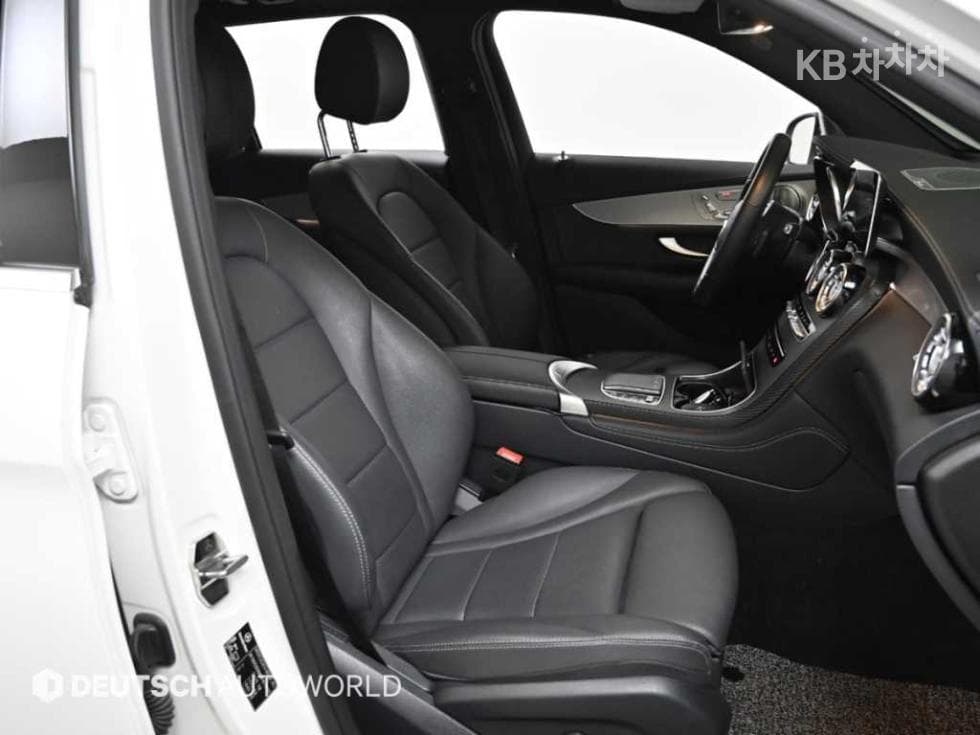 Mercedes-Benz GLC(X253)300 e 4Matic - 10