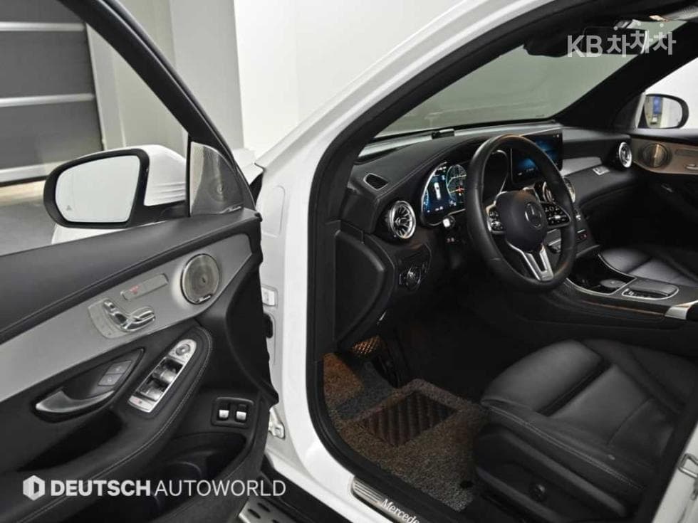 Mercedes-Benz GLC(X253)300 e 4Matic - 11