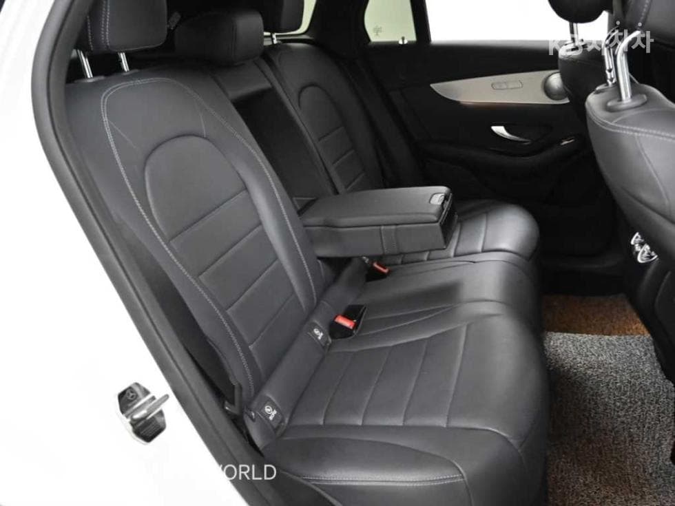 Mercedes-Benz GLC(X253)300 e 4Matic - 12