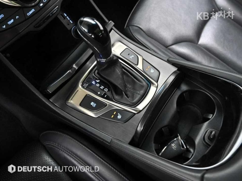 Hyundai Grandeur (Azera)HGHG240 Modern - 9