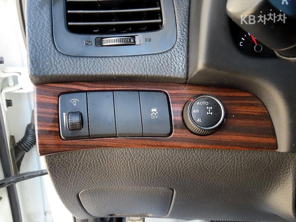 Kia The New (facelift) Mohave4WD President 7-seater (Limousine) - 11