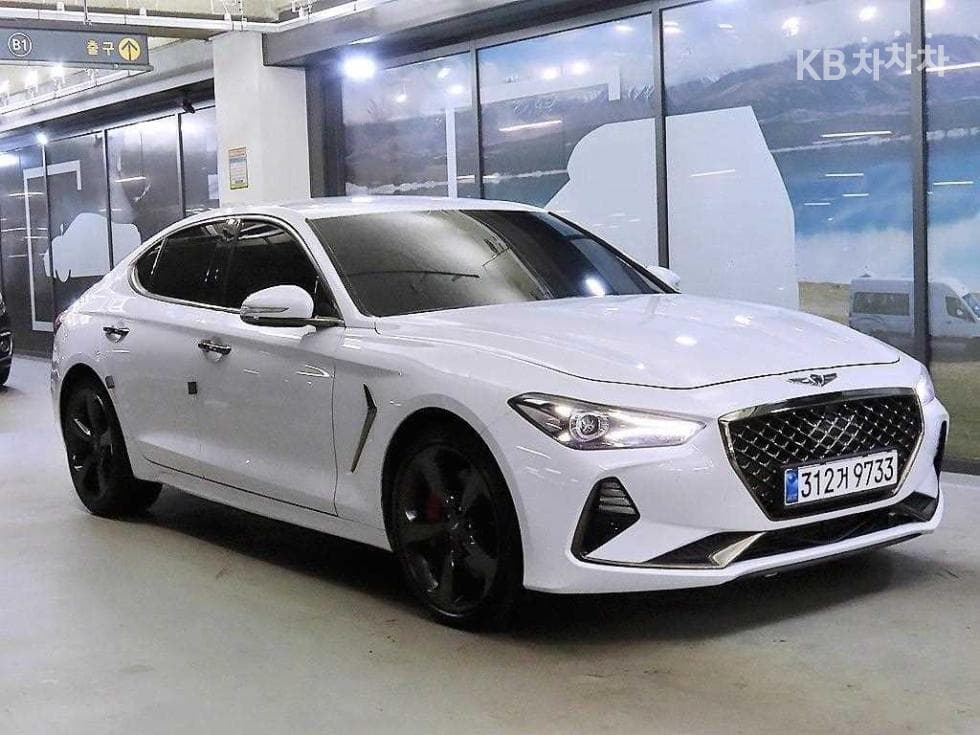 Genesis G70 SPORT 3.3T SPORT Prestige - Image 1