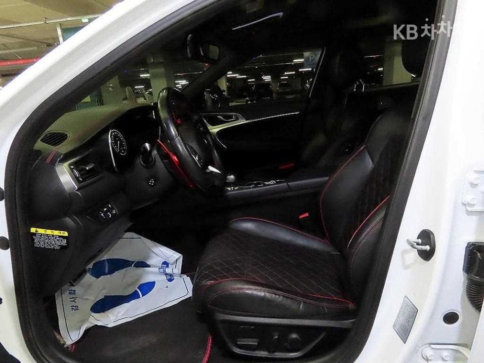 Genesis G70 SPORT3.3T SPORT Prestige - 6