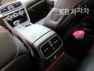 Genesis G70 SPORT3.3T SPORT Prestige - 16