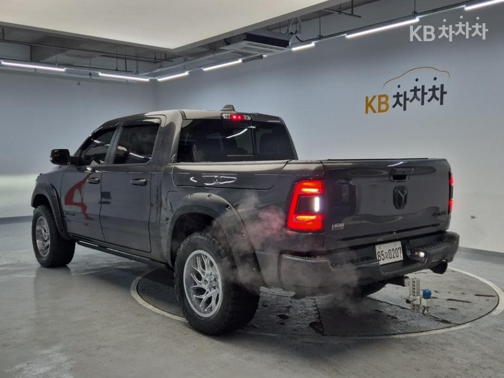 닷지 램 Pickup5.7L 1500 Revel - 2