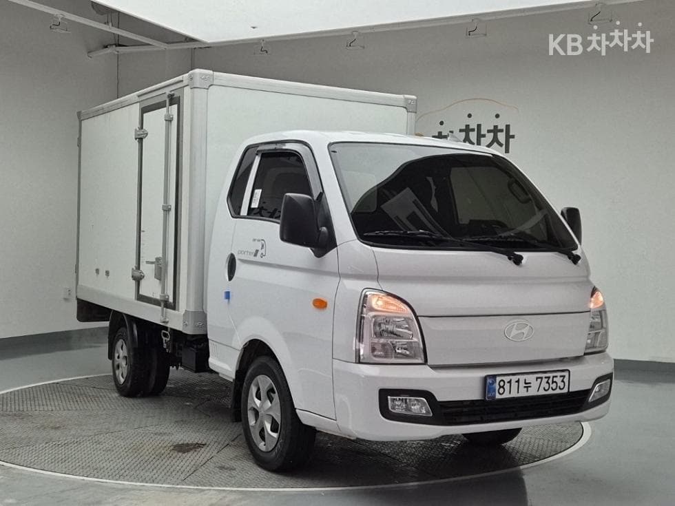 Хюндай Porter 2LPG Box Truck Удължено междуосие Super Cab Стил - 4