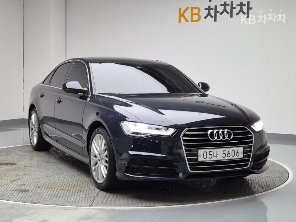 Audi NEW A640 TFSI Premium C7 - 4