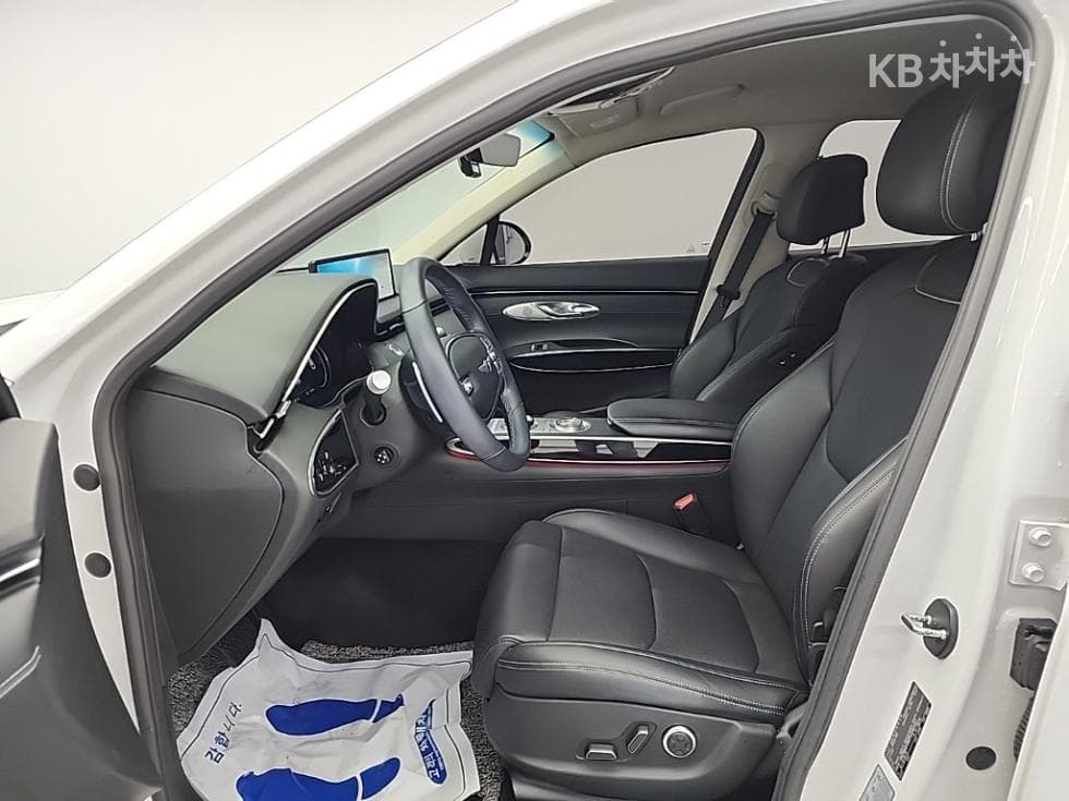 Дженезис GV70Бензин 2.5T AWD - 11