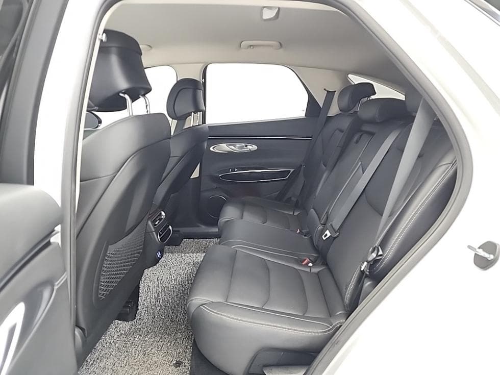 Дженезис GV70Бензин 2.5T AWD - 12