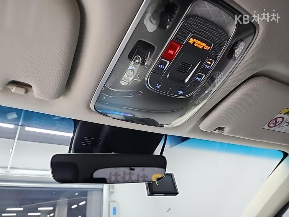 Дженезис GV70Бензин 2.5T AWD - 16