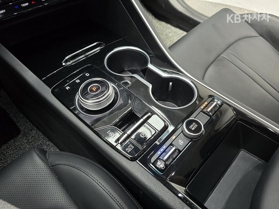 Kia K5 3rd Gen2.0 Gasoline Prestige - 8