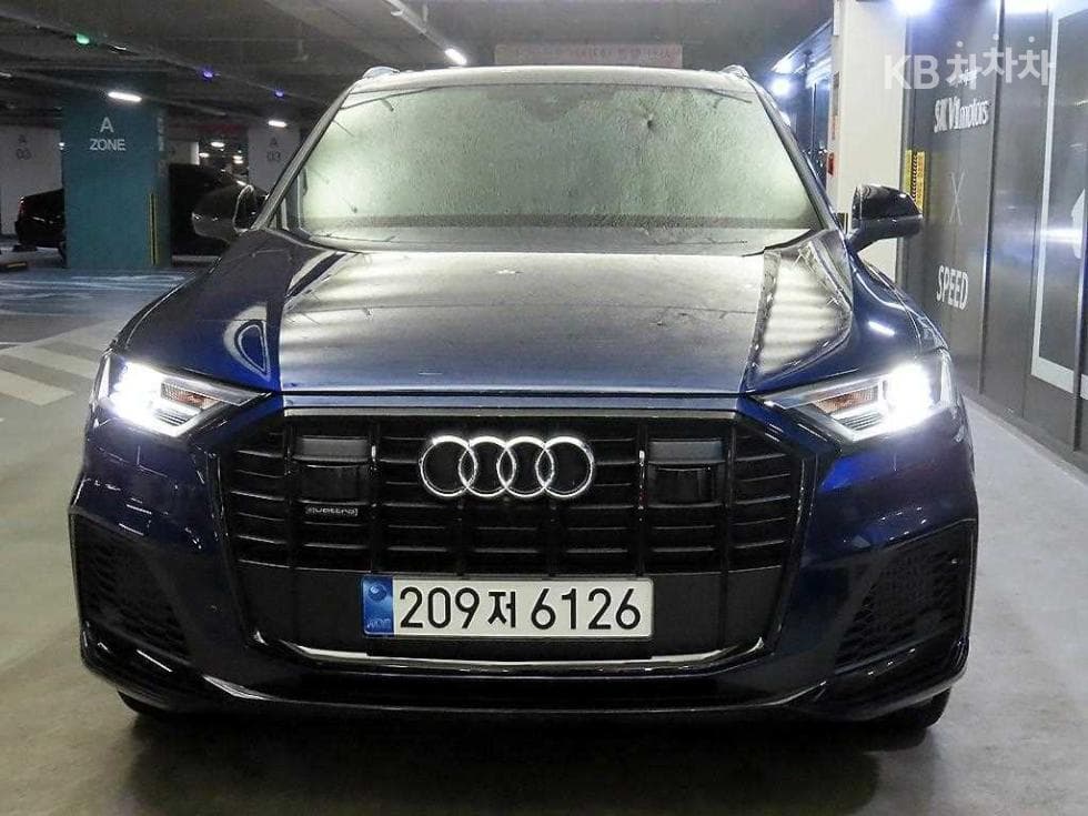 Audi New Q73.0 55 TFSI Quattro Premium - 2